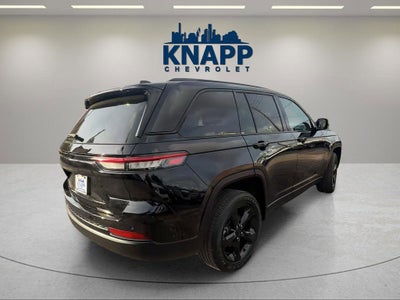 2023 Jeep Grand Cherokee Altitude 4x2