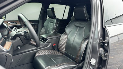 2022 Jeep Grand Cherokee Summit