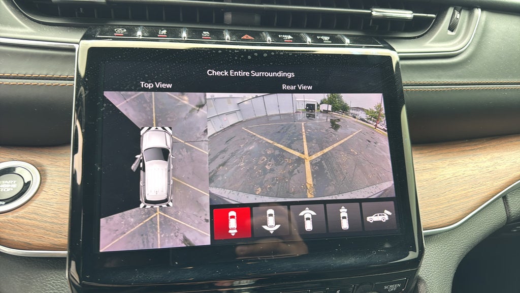 2022 Jeep Grand Cherokee Summit
