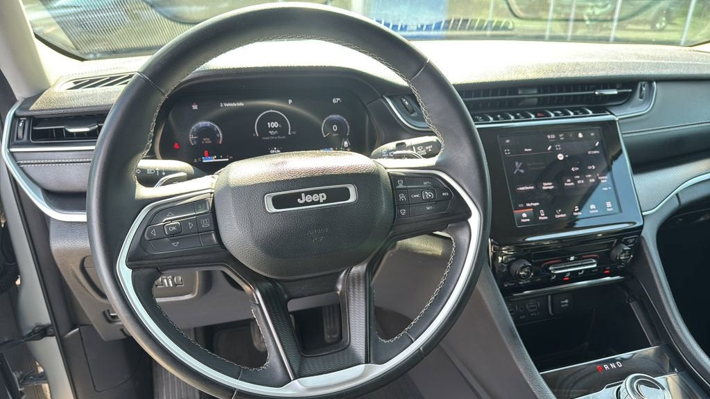 2023 Jeep Grand Cherokee Laredo