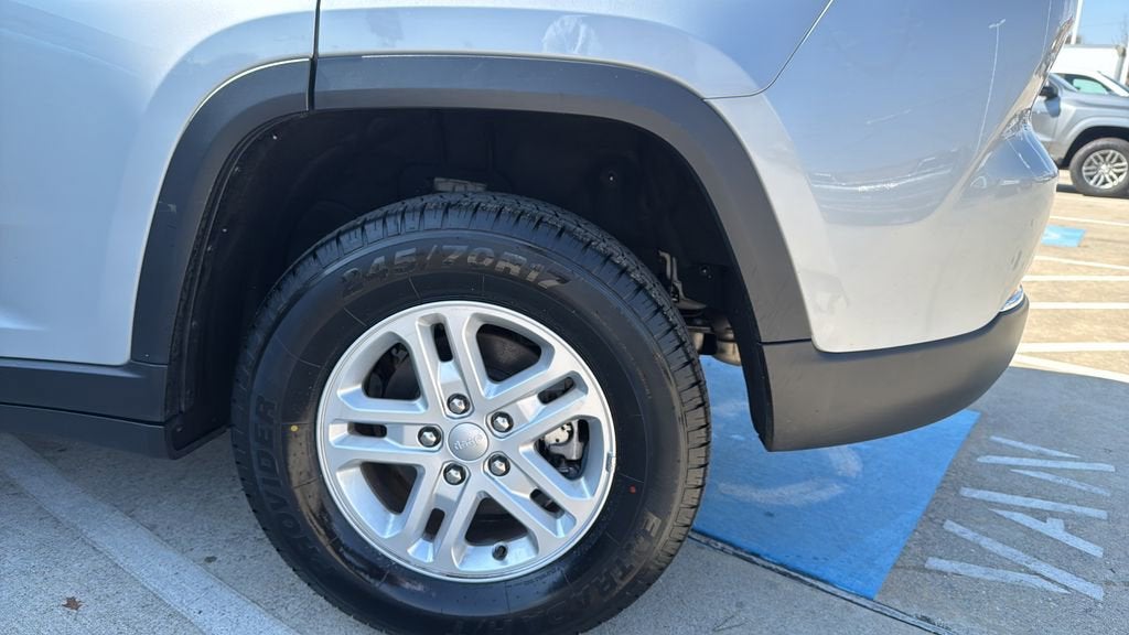 2023 Jeep Grand Cherokee Laredo