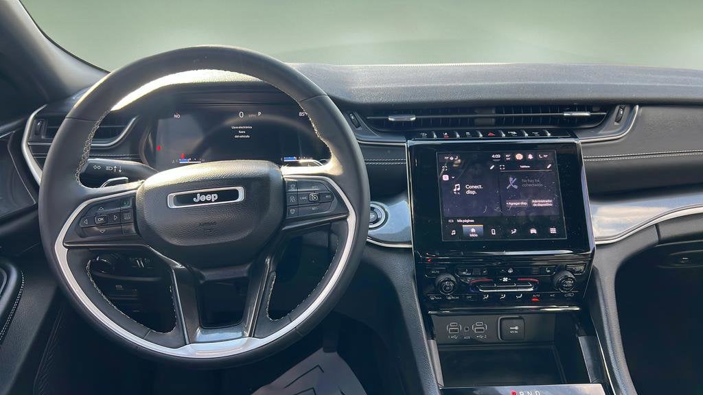 2023 Jeep Grand Cherokee L Altitude 4x4