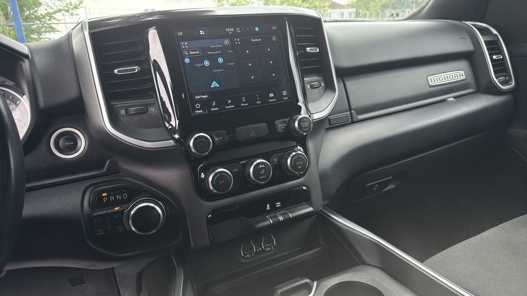 2022 RAM 1500 Big Horn Quad Cab 4x4 6'4" Box