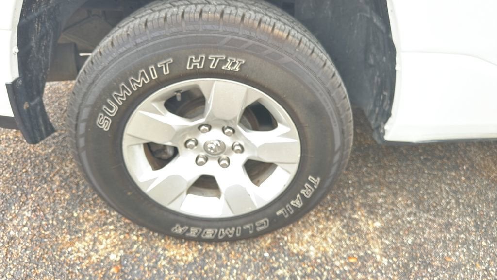 2022 RAM 1500 Big Horn Quad Cab 4x4 6'4" Box