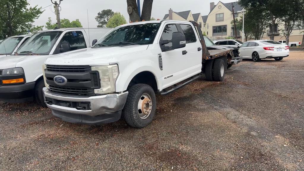 2017 Ford F-350 XL 4x4 Crew Cab 179-In DRW's photo