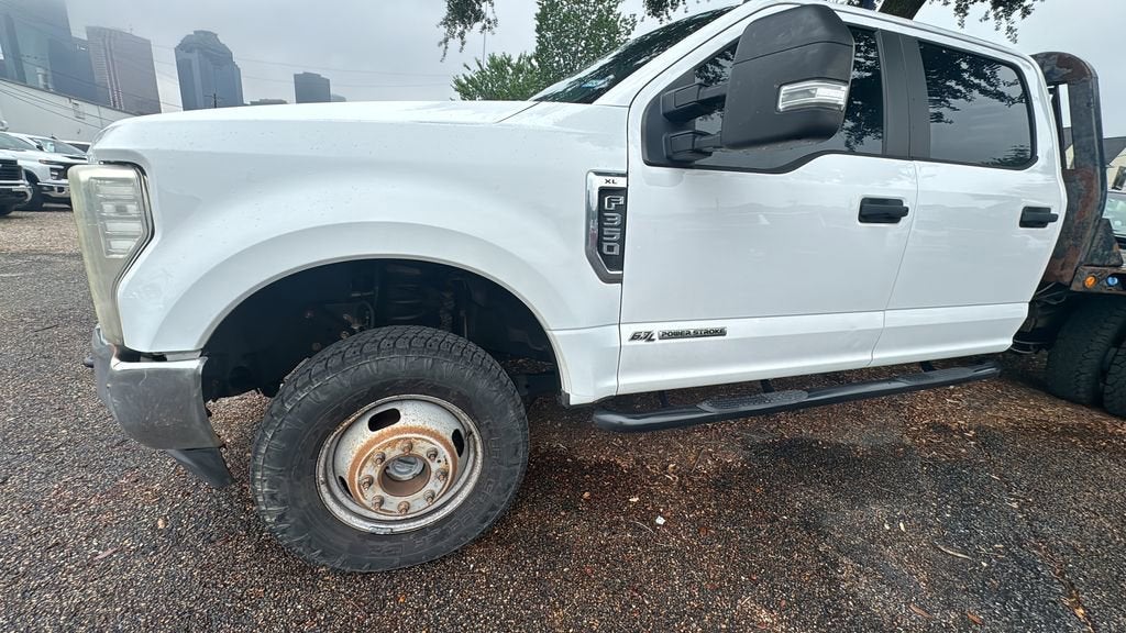 2017 Ford Super Duty F-350 DRW XLT