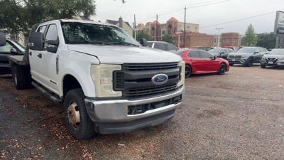 2017 Ford Super Duty F-350 DRW XLT