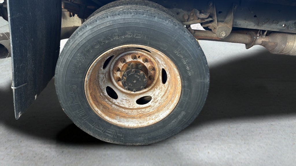 2016 Ford Super Duty F-550 DRW XL