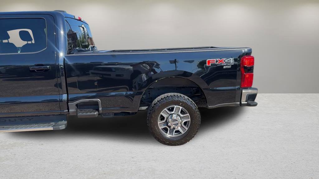 2023 Ford F-350 LARIAT