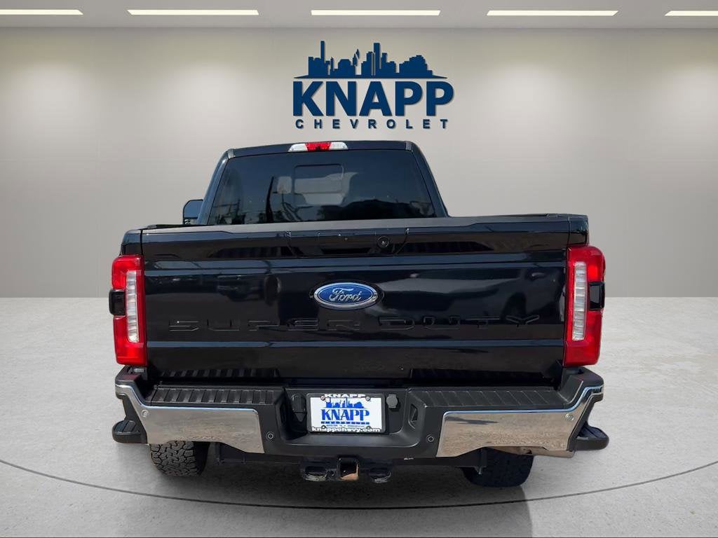 2023 Ford F-350 LARIAT