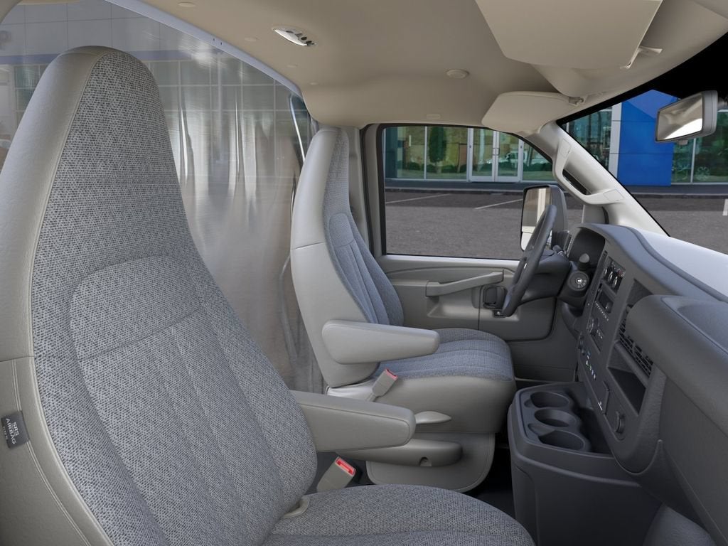 2026 Chevrolet Express Cutaway 3500 1WT