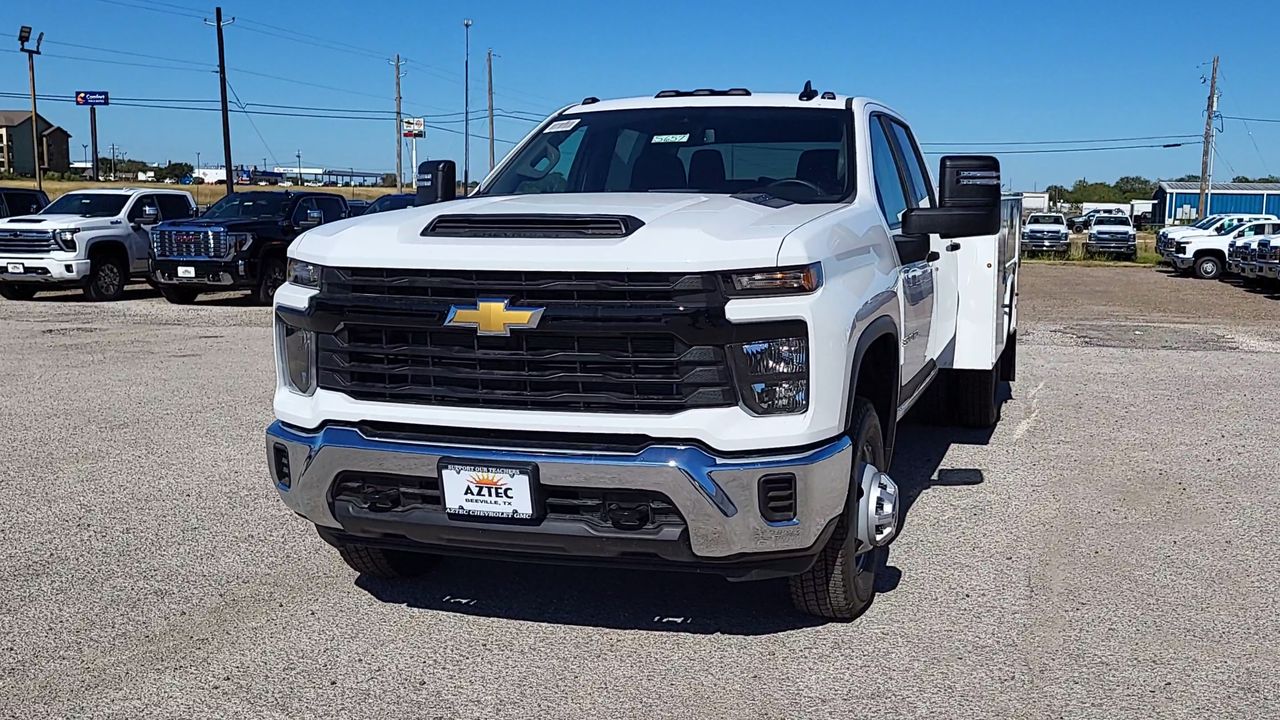 2025 Chevrolet Silverado 3500 HD Chassis Cab Work Truck
