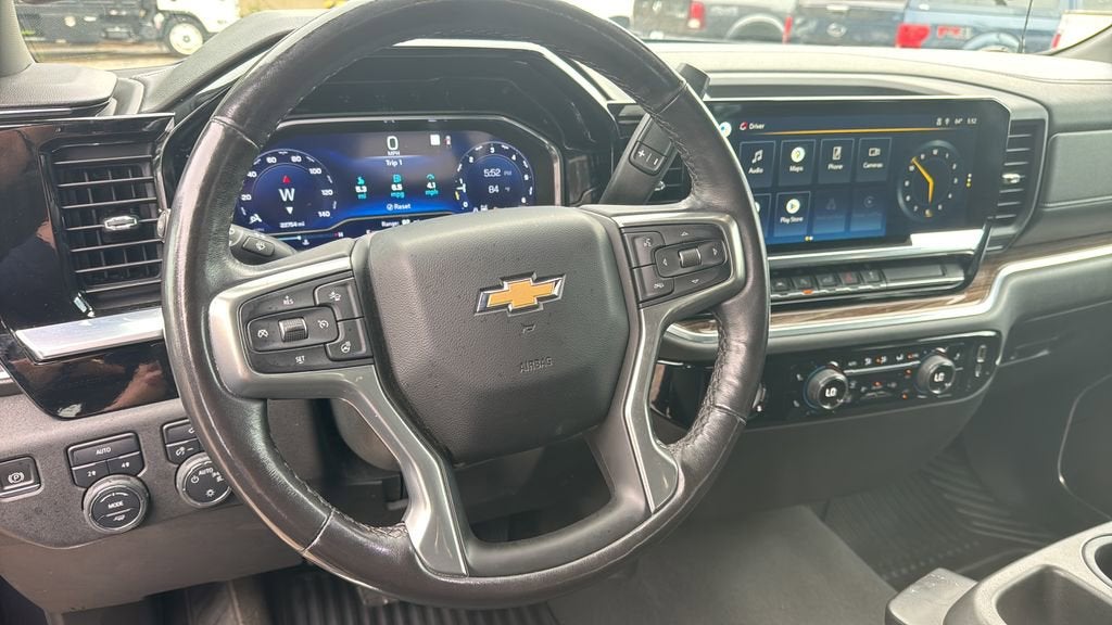 2022 Chevrolet Silverado 1500 LT (2FL)