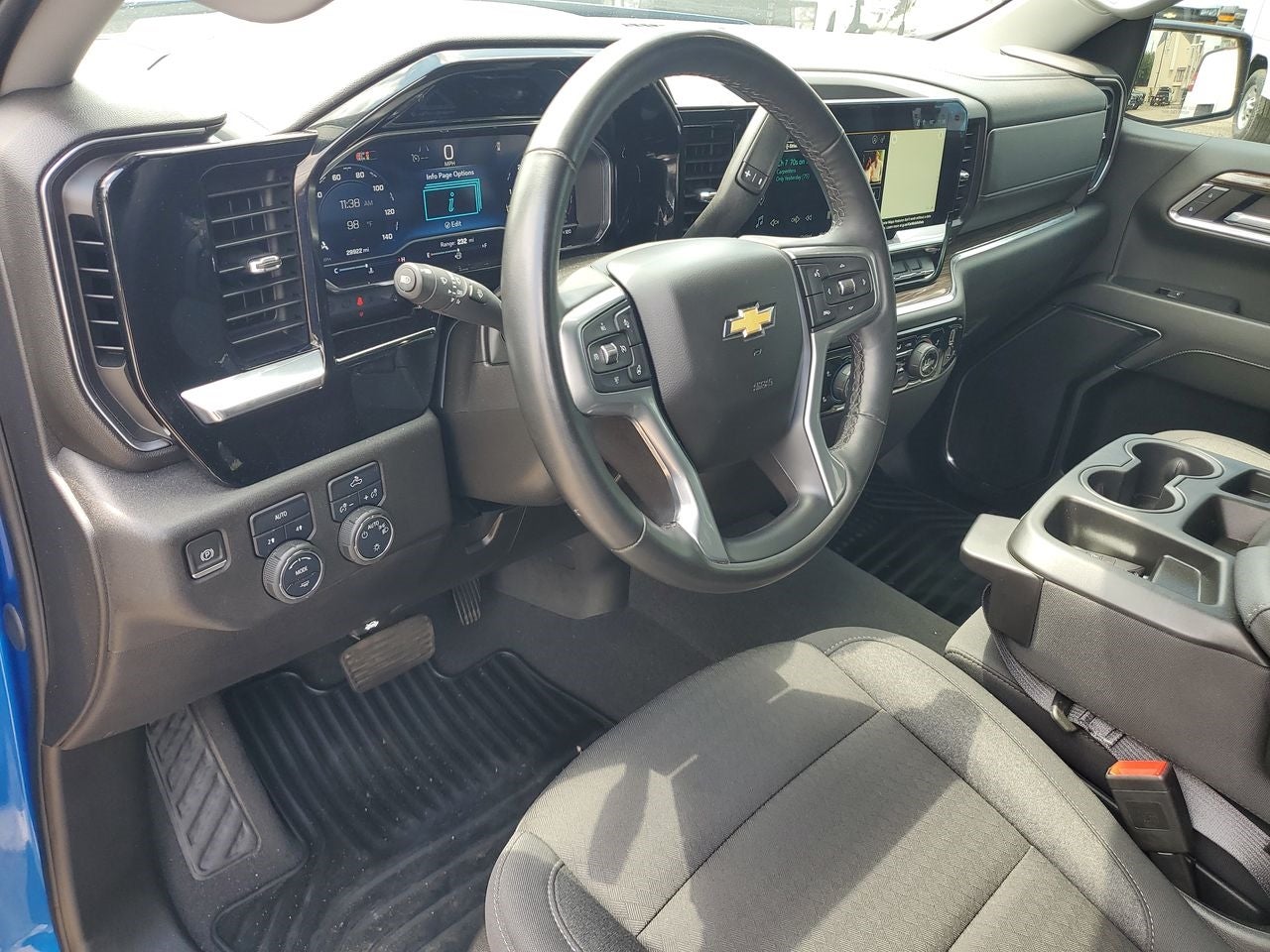 2024 Chevrolet Silverado 1500 LT