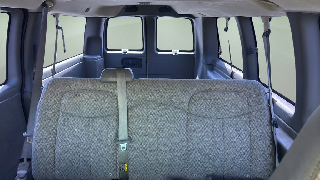 2006 Chevrolet Express Passenger 1500 LS