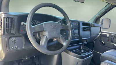 2006 Chevrolet Express Passenger 1500 LS