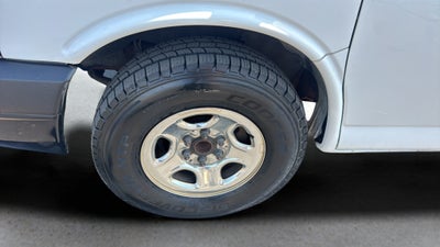 2006 Chevrolet Express Passenger 1500 LS