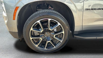 2025 Chevrolet Suburban RST