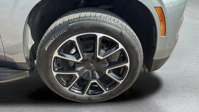 2025 Chevrolet Suburban RST