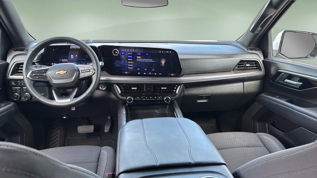 2025 Chevrolet Tahoe LS