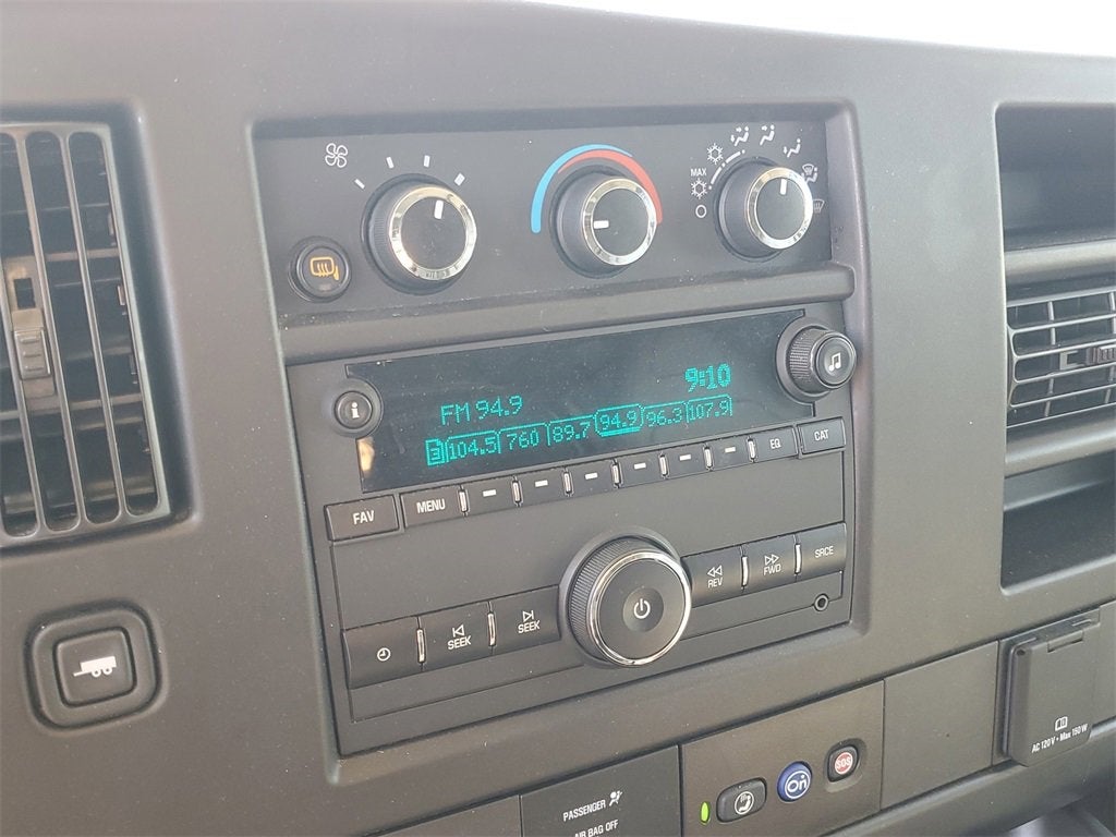 2023 GMC Savana Cargo 2500 Work Van