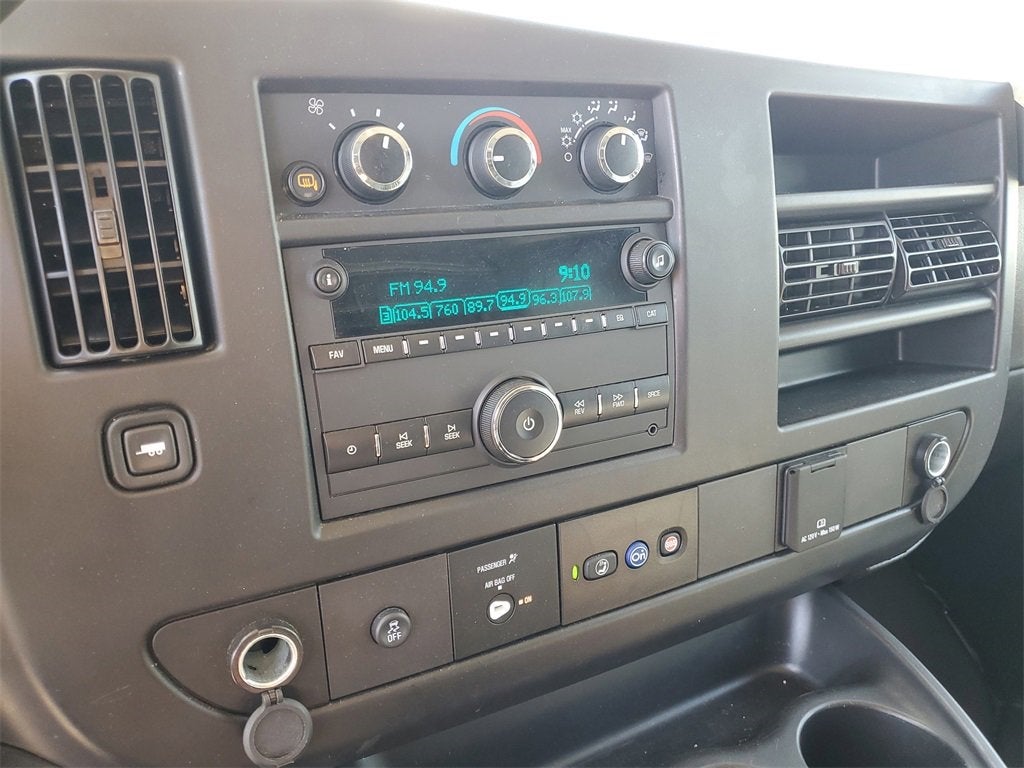 2023 GMC Savana Cargo 2500 Work Van