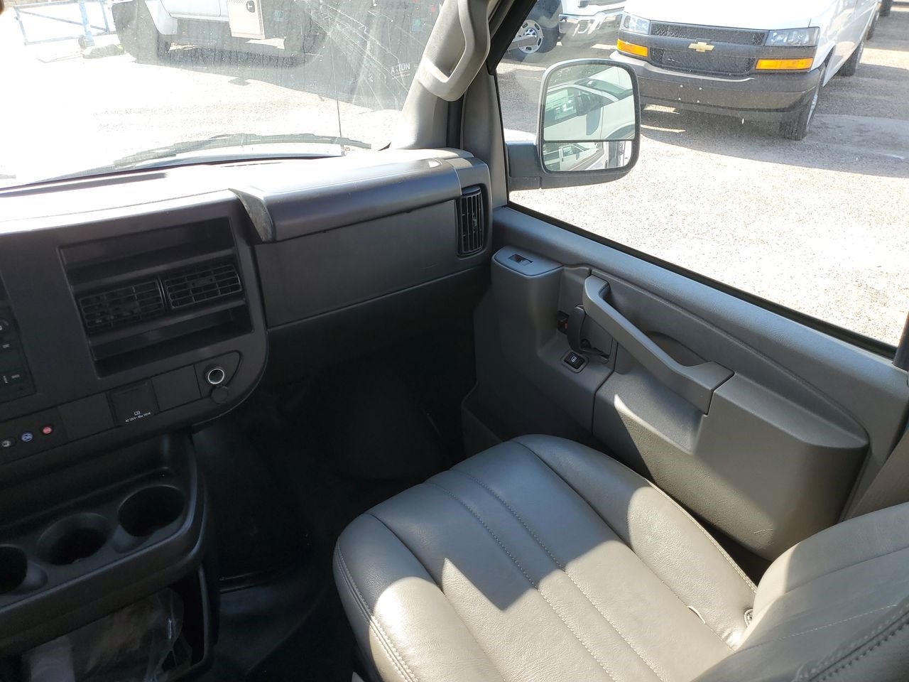 2023 GMC Savana Cargo 2500 Work Van