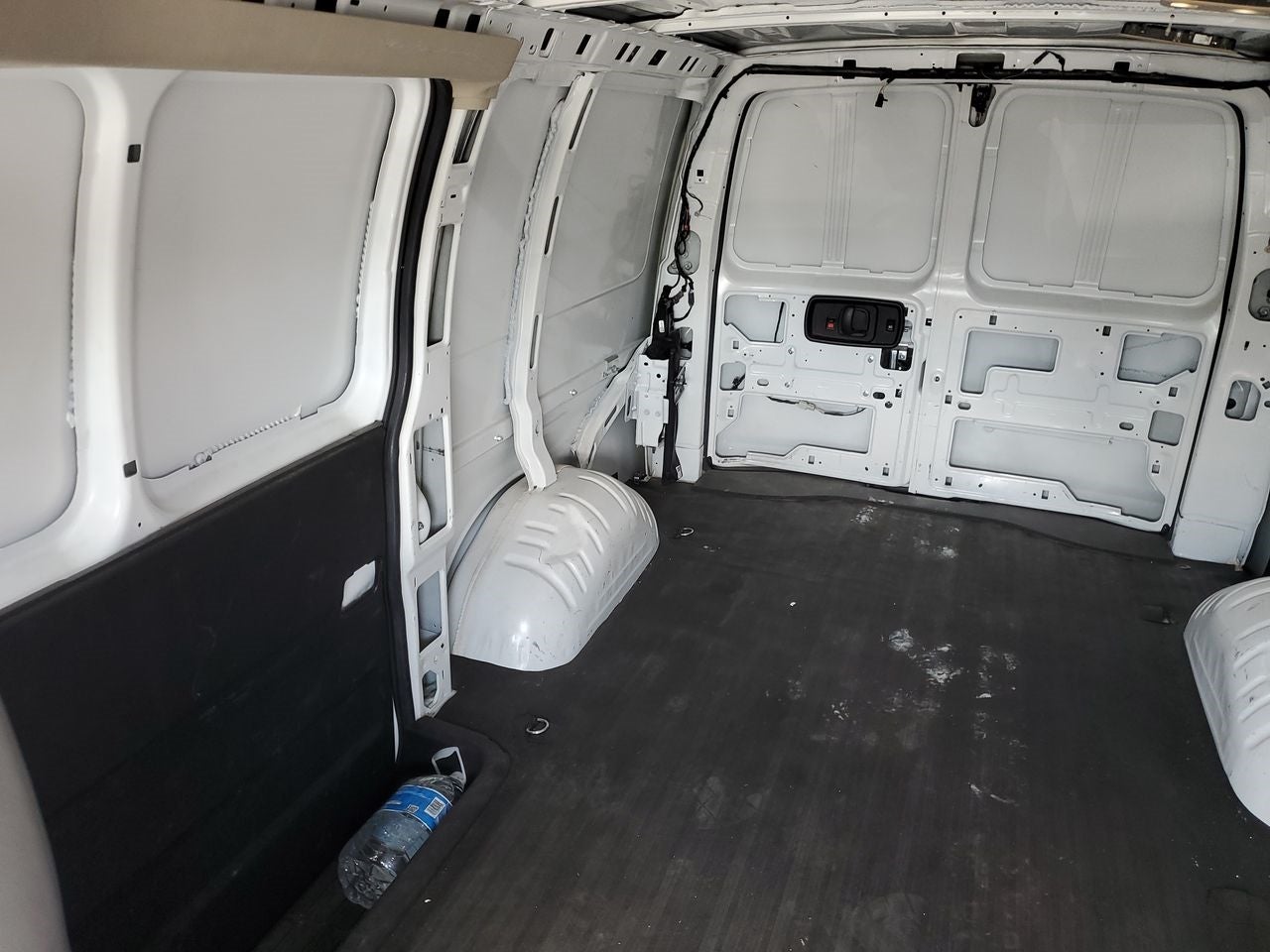 2023 GMC Savana Cargo 2500 Work Van