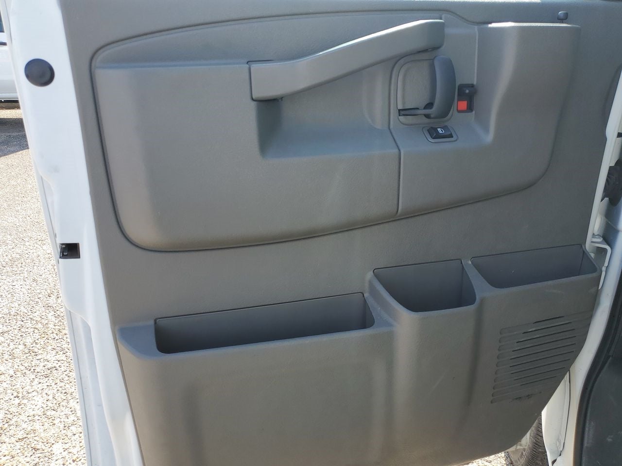 2023 GMC Savana Cargo 2500 Work Van