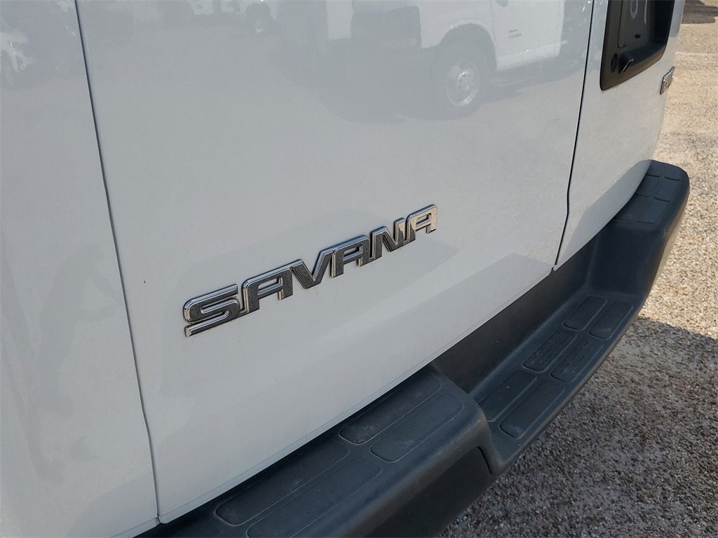 2023 GMC Savana Cargo 2500 Work Van