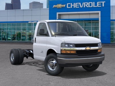 2025 Chevrolet Express Cutaway 3500 1WT