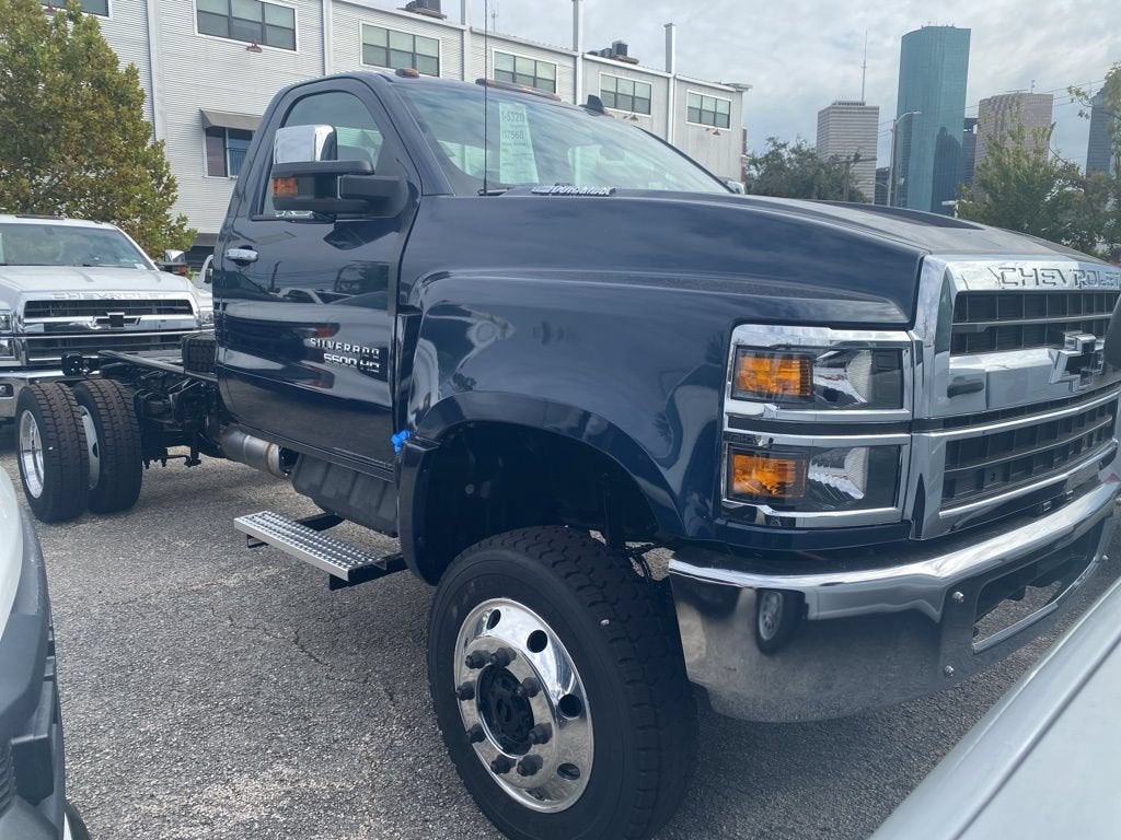 2024 Chevrolet Silverado 5500 HD LT
