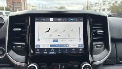 2023 RAM 3500 Big Horn Crew Cab 4x4 8' Box