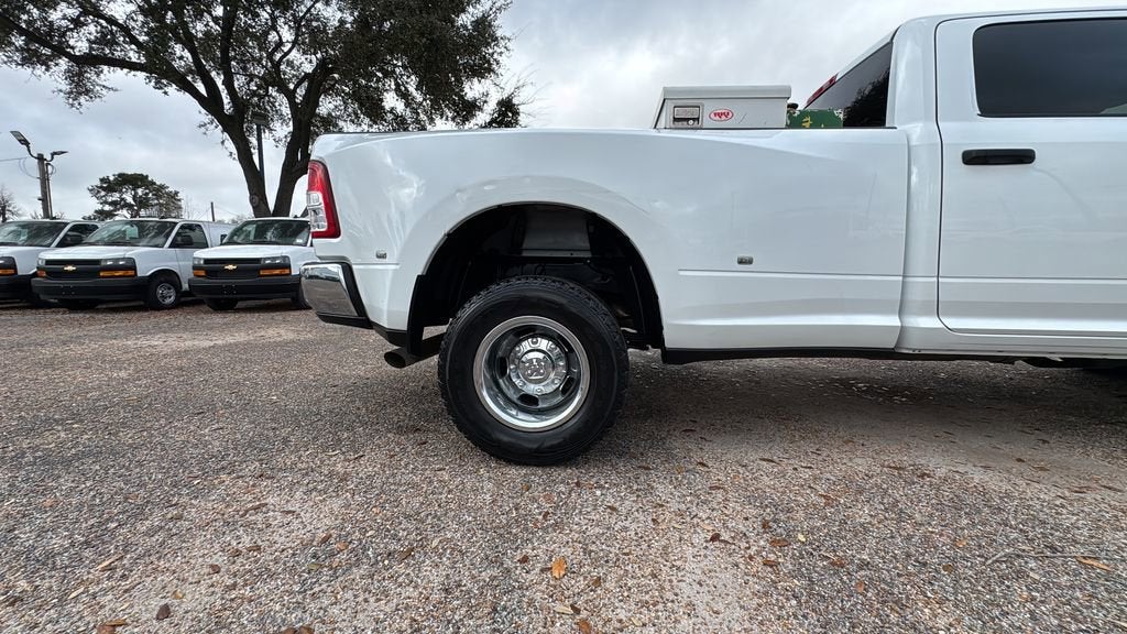 2023 RAM 3500 Big Horn Crew Cab 4x4 8' Box