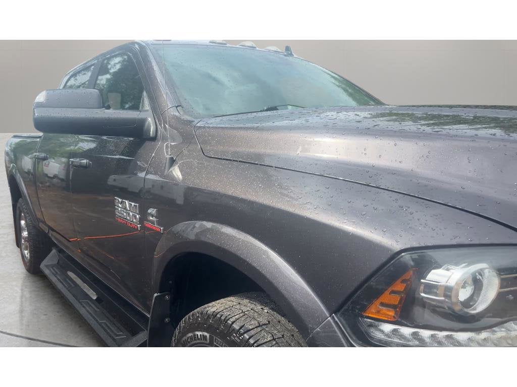 2018 RAM 2500 Laramie Crew Cab 4x4 6'4" Box