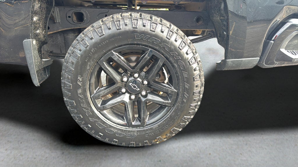 2022 Chevrolet Silverado 1500 Custom Trail Boss