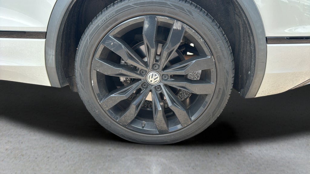 2021 Volkswagen Tiguan 2.0T SE R-Line Black