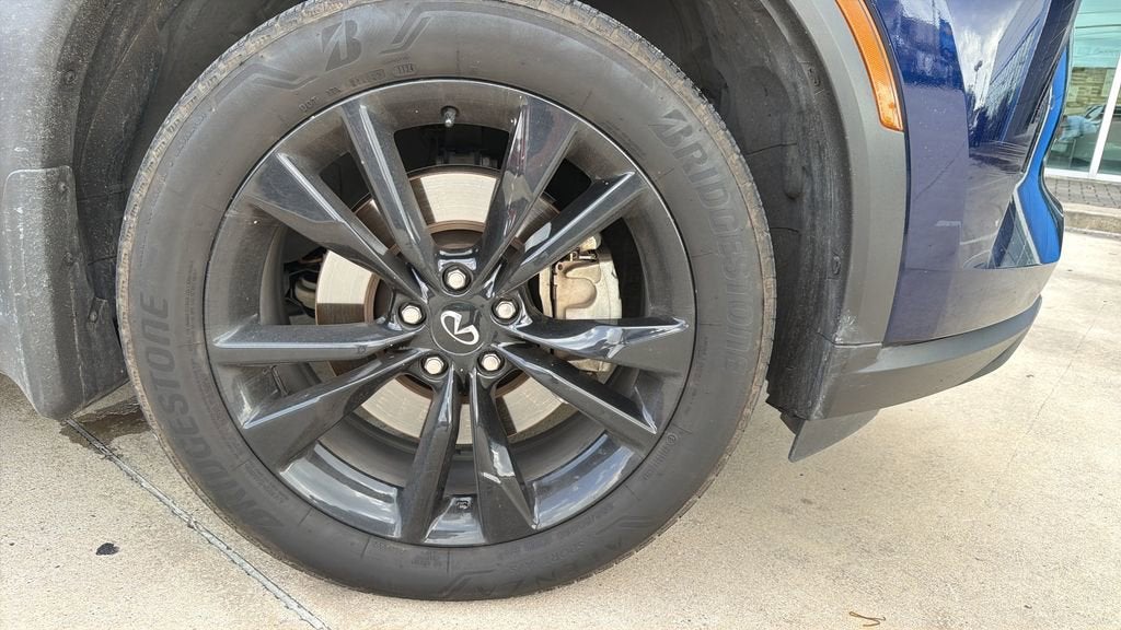 2024 INFINITI QX60 LUXE