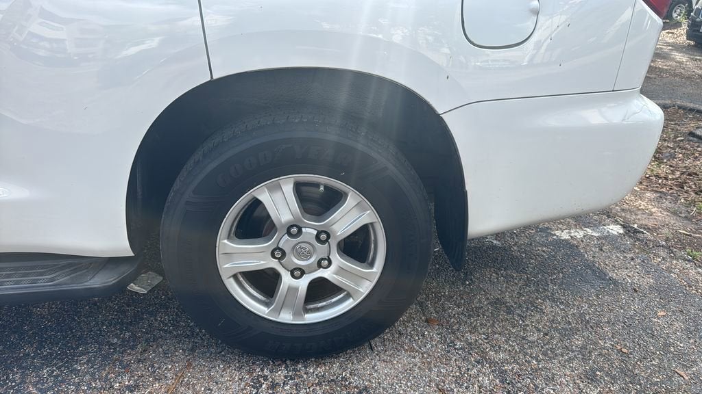 2012 Toyota Sequoia SR5 5.7L V8