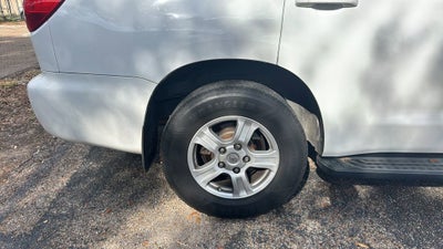 2012 Toyota Sequoia SR5 5.7L V8