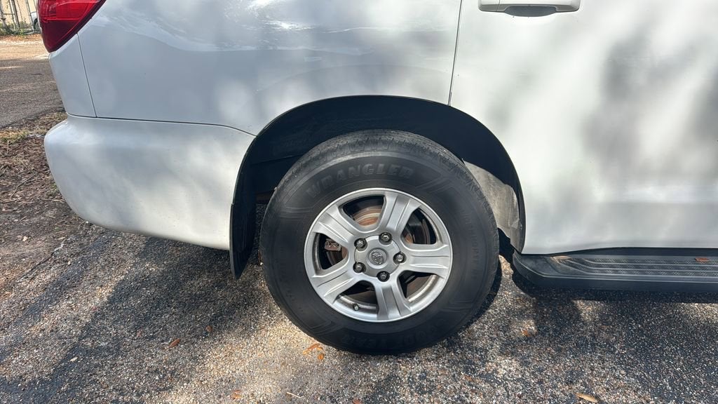 2012 Toyota Sequoia SR5 5.7L V8