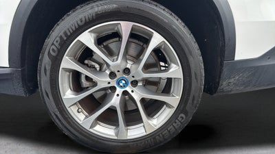 2025 BMW X5 xDrive50e