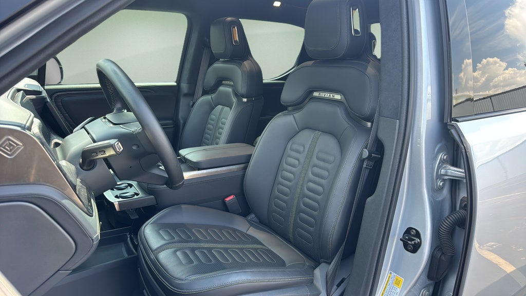 2023 RIVIAN R1T Launch Edition