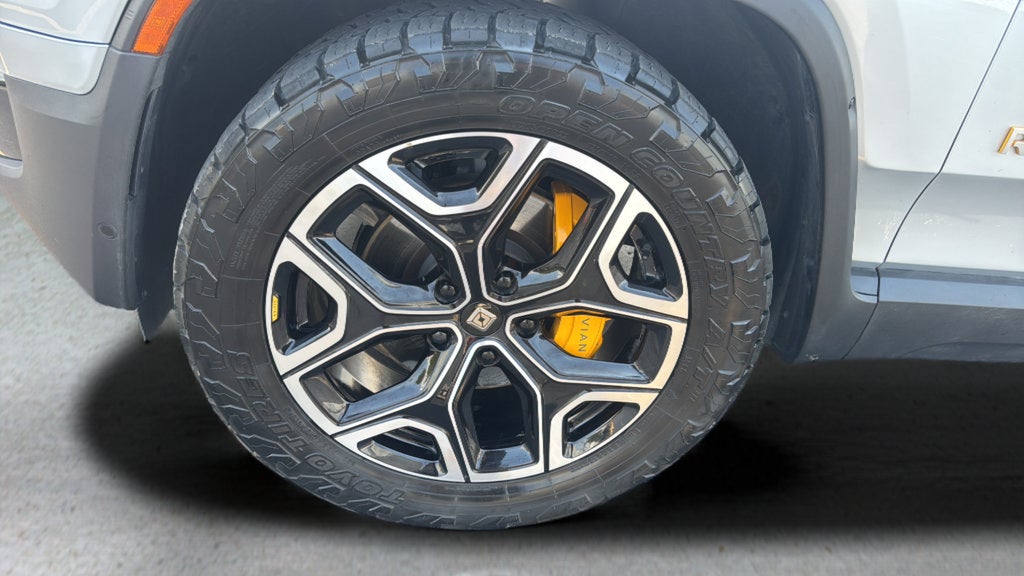 2023 RIVIAN R1T Launch Edition