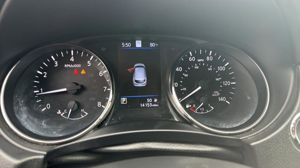 2022 Nissan Rogue Sport SL FWD Xtronic CVT