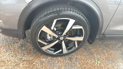2022 Nissan Rogue Sport SL FWD Xtronic CVT