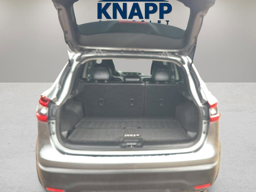 2022 Nissan Rogue Sport SL FWD Xtronic CVT