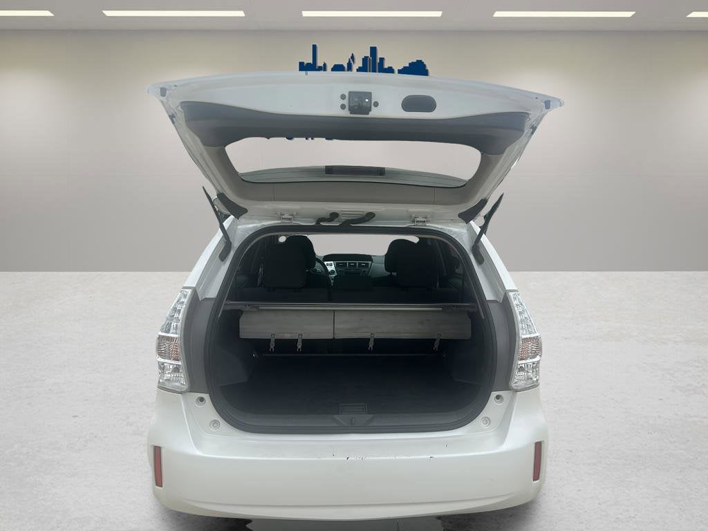 2013 Toyota Prius v Two