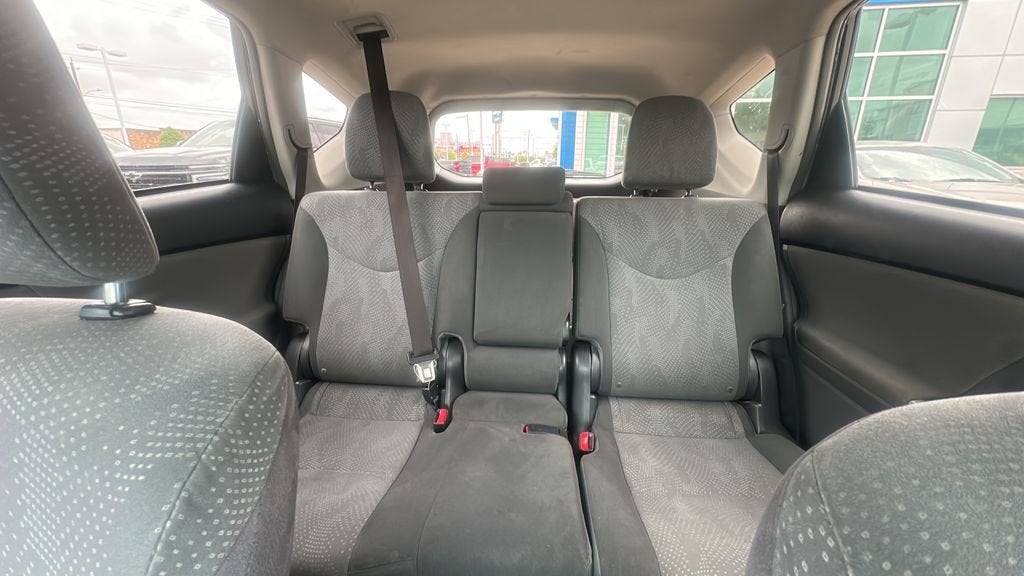 2013 Toyota Prius v Two