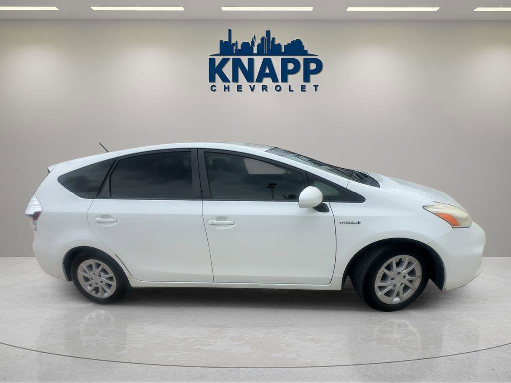 2013 Toyota Prius v Two